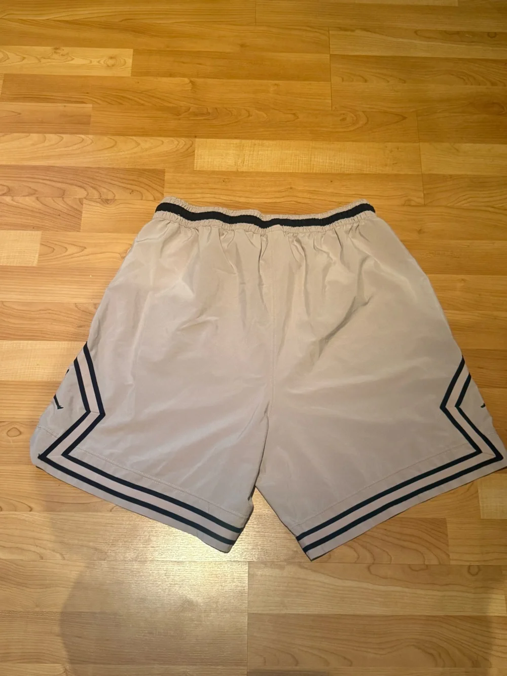 Jordan Dri-FIT Diamond Basketball Shorts Beige Black Men’s XL